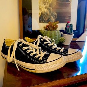Women’s sneakers